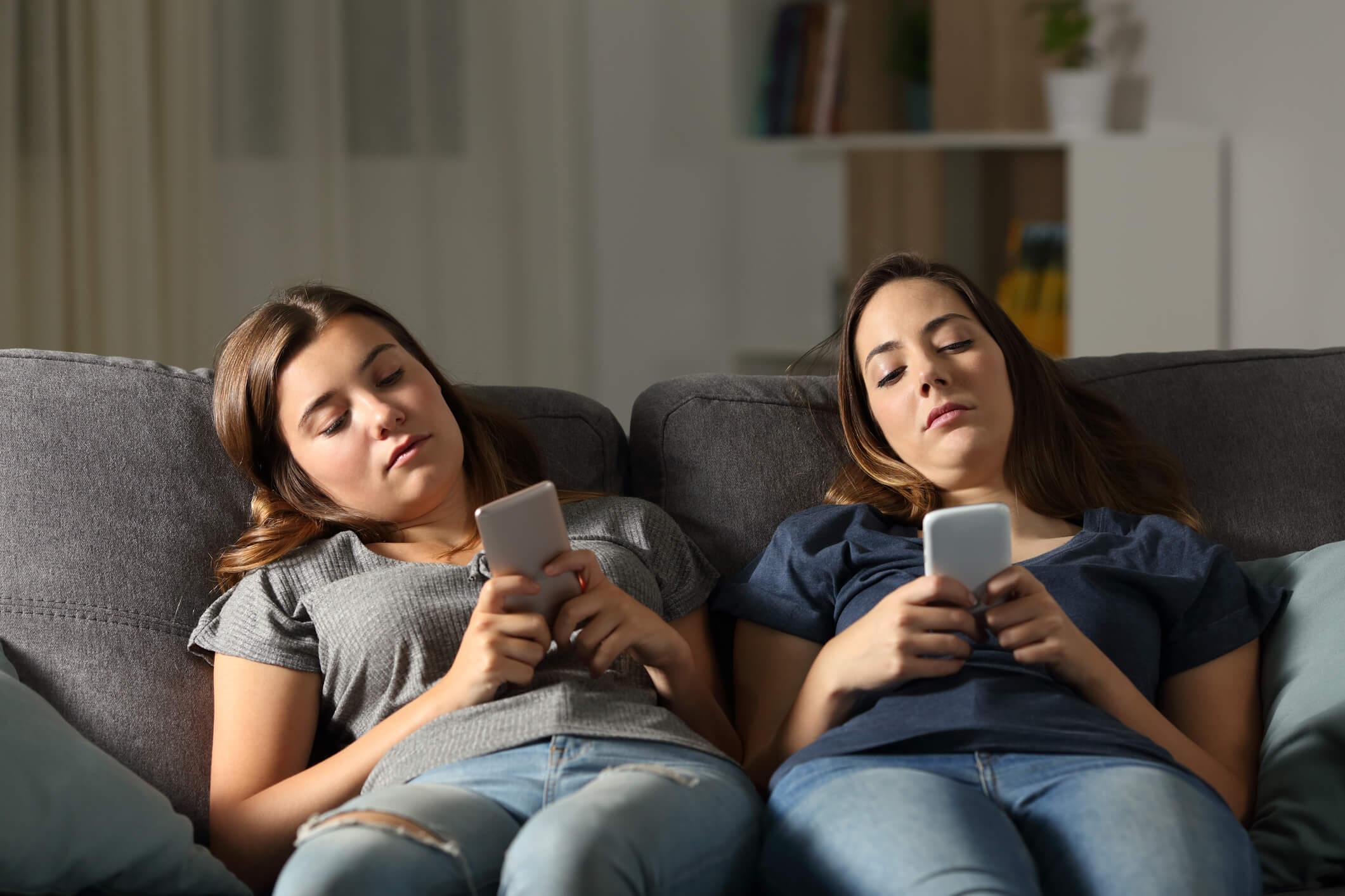 Allay Screentime https://parentology.com/teen-phone-use-impact-on-mental-health/