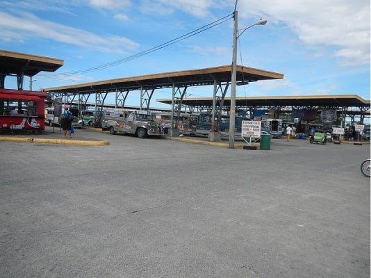 One of the many bus terminals in Tarlac City